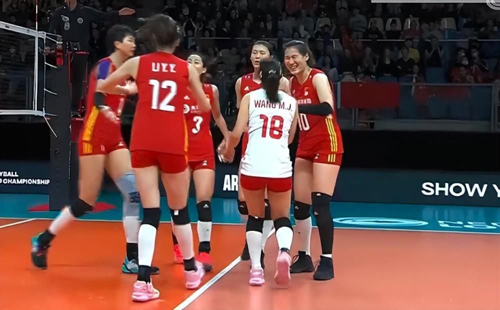 王景春签约了好莱坞四大艺人经纪公司的CAA，包括钢铁侠、美国队长、黑寡妇、雷神、鹰眼等在内的14名影人参与了《复联4》的制作